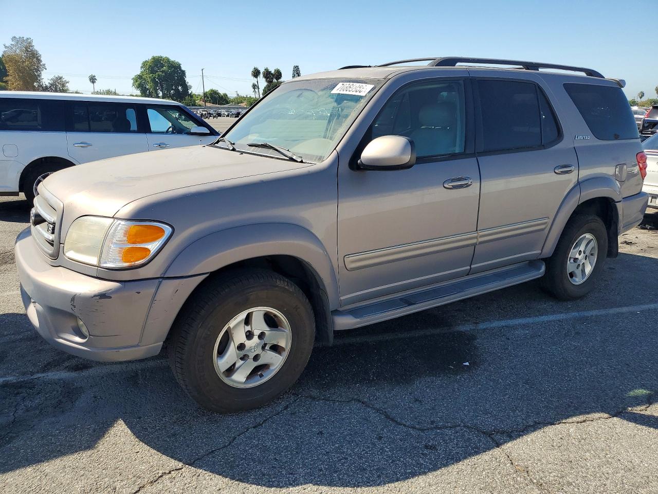 2001 TOYOTA SEQUOIA LIMITED | 5TDZT38A81S003708 | UPCARS