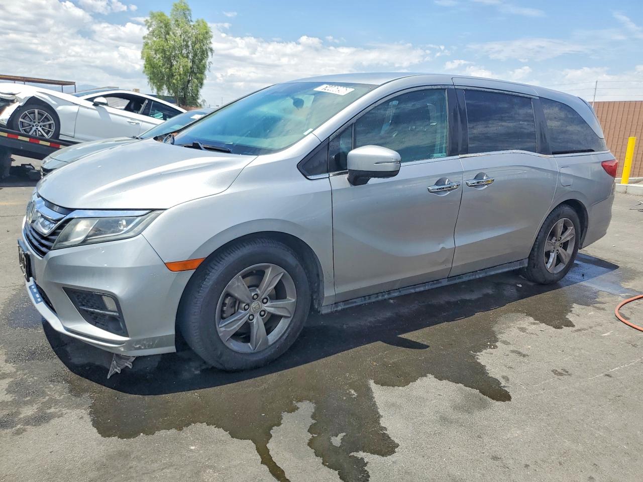 2018 HONDA ODYSSEY EX | 5FNRL6H58JB076067 | UPCARS