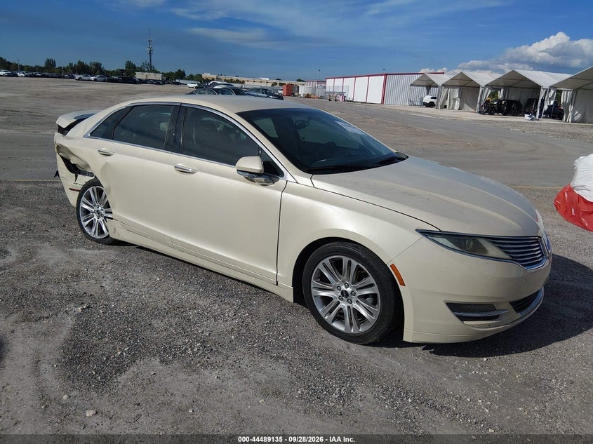 2016 LINCOLN MKZ HYBRID | 3LN6L2LU7GR633807 | UPCARS