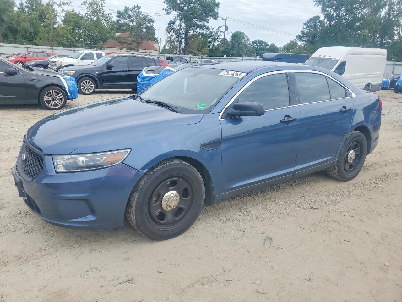 2017 FORD TAURUS POLICE INTERCEPTOR | 1FAHP2MK4HG129437 | UPCARS