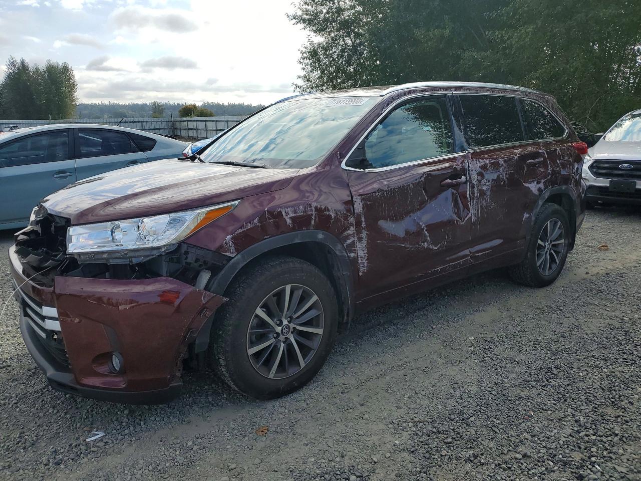 2018 TOYOTA HIGHLANDER XLE | 5TDJZRFH2JS844924 | UPCARS