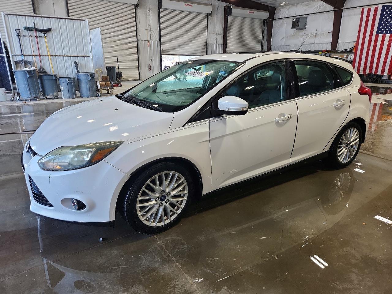 2014 FORD FOCUS TITANIUM | 1FADP3N21EL395620 | UPCARS