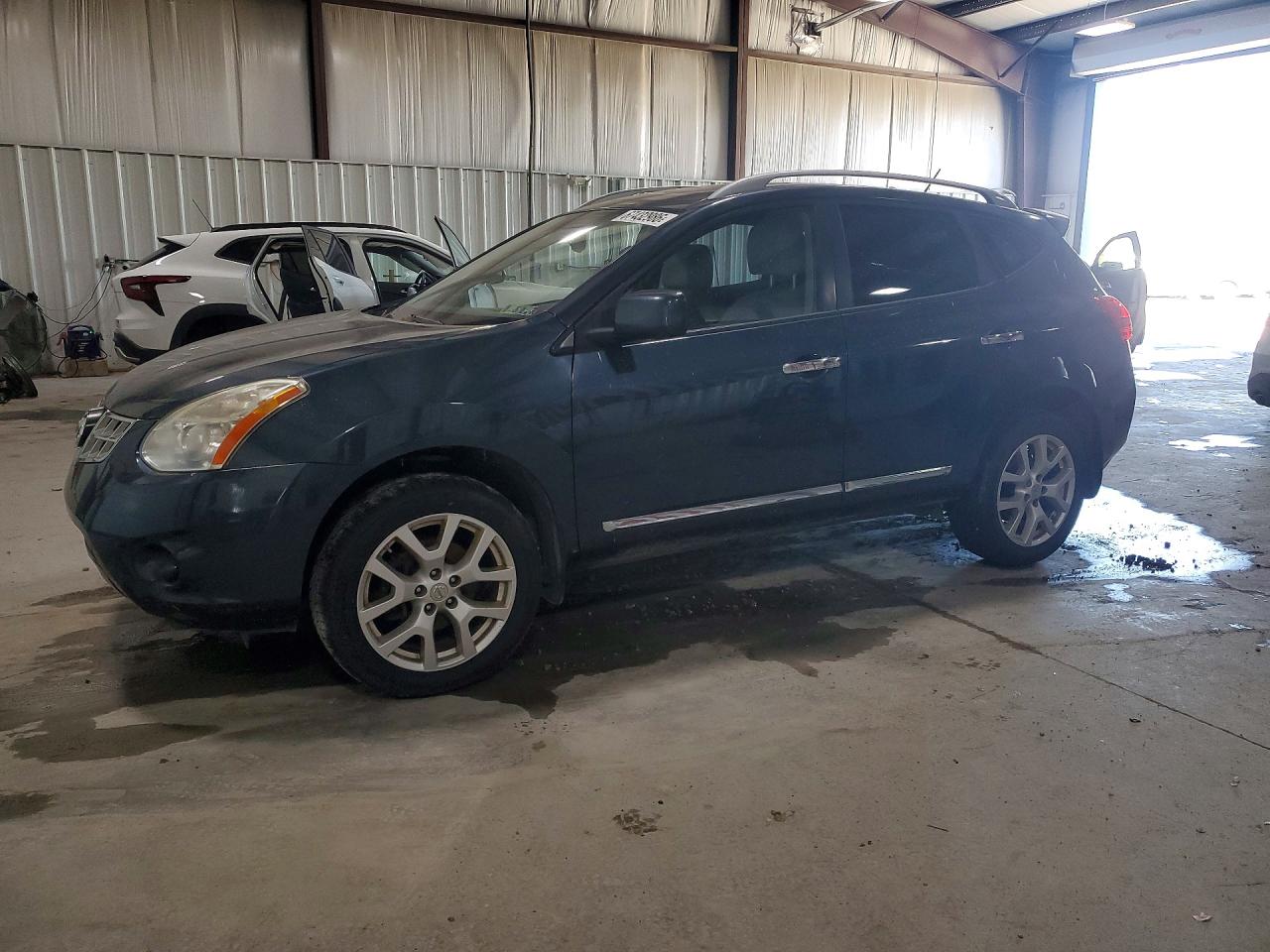 2013 NISSAN ROGUE S | JN8AS5MV1DW641120 | UPCARS