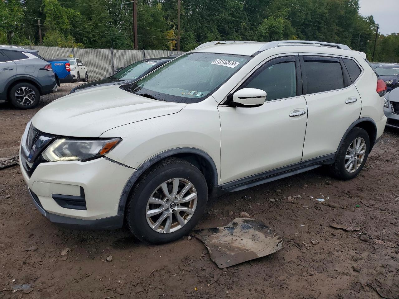 2017 NISSAN ROGUE SV | KNMAT2MV5HP604336 | UPCARS
