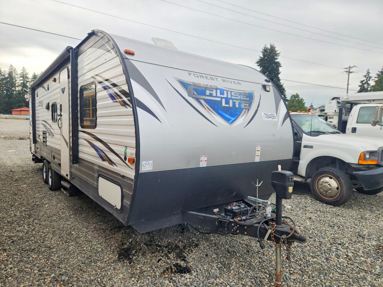 2017 FRRV ROCKWOOD FOREST RIVER SALEM CRUISE LITE CAMPER | 4X4TSMB26HT111542 | UPCARS