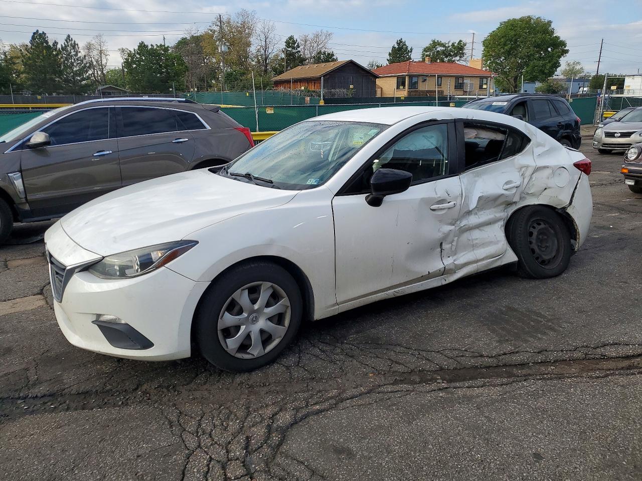 2015 MAZDA 3 SV | JM1BM1T72F1235580 | UPCARS