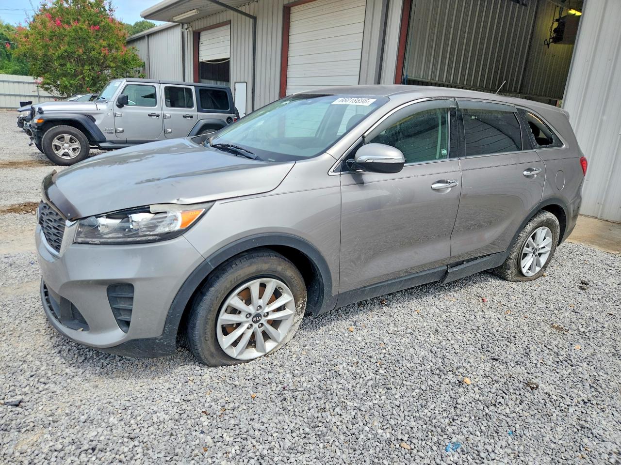 2019 KIA SORENTO LX | 5XYPG4A37KG545698 | UPCARS