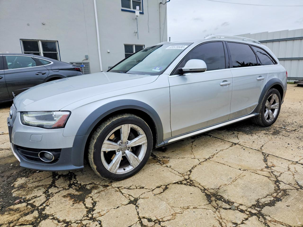 2013 AUDI A4 | WA1UFAFL4DA133488 | UPCARS