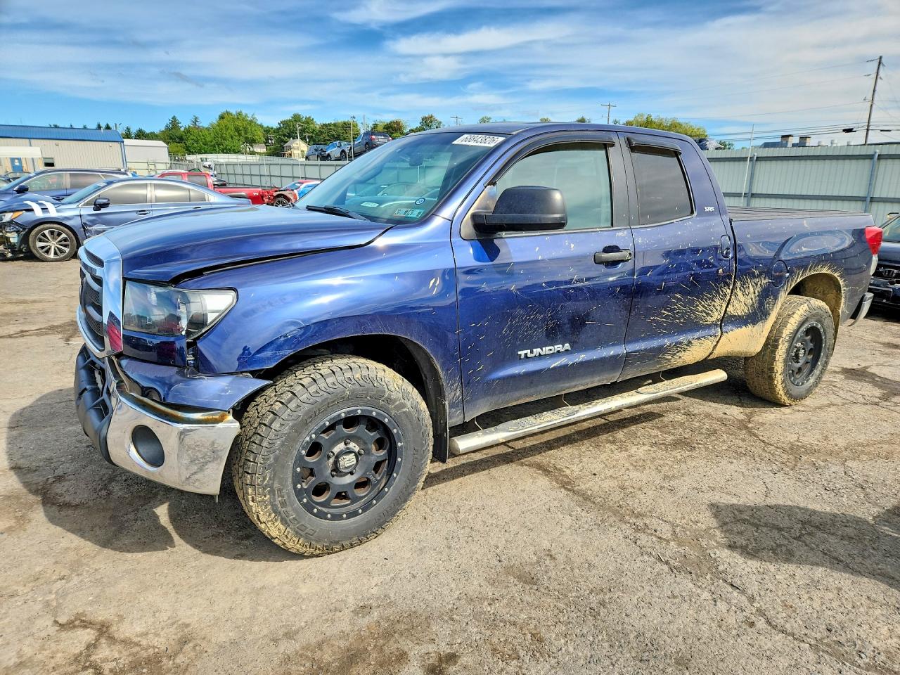 2011 TOYOTA TUNDRA DOUBLE CAB SR5 | 5TFUM5F18BX019702 | UPCARS