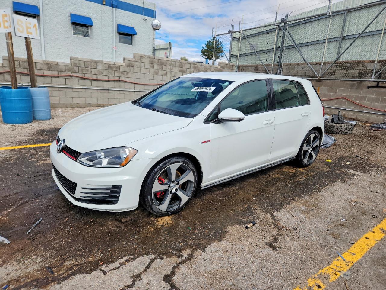 2017 VOLKSWAGEN GTI S | 3VW5T7AU0HM076234 | UPCARS