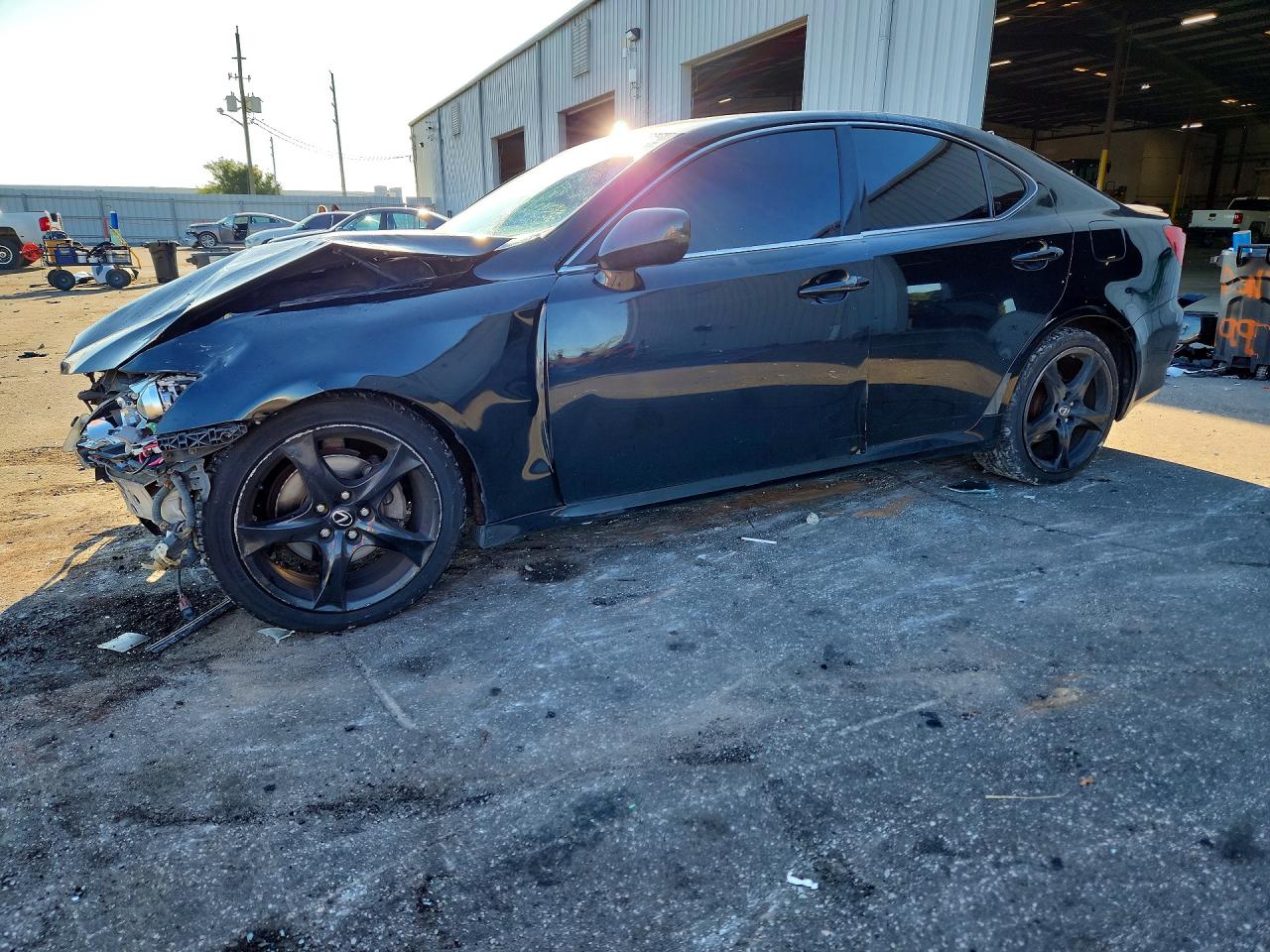 2007 LEXUS IS BASE | JTHBK262972035561 | UPCARS