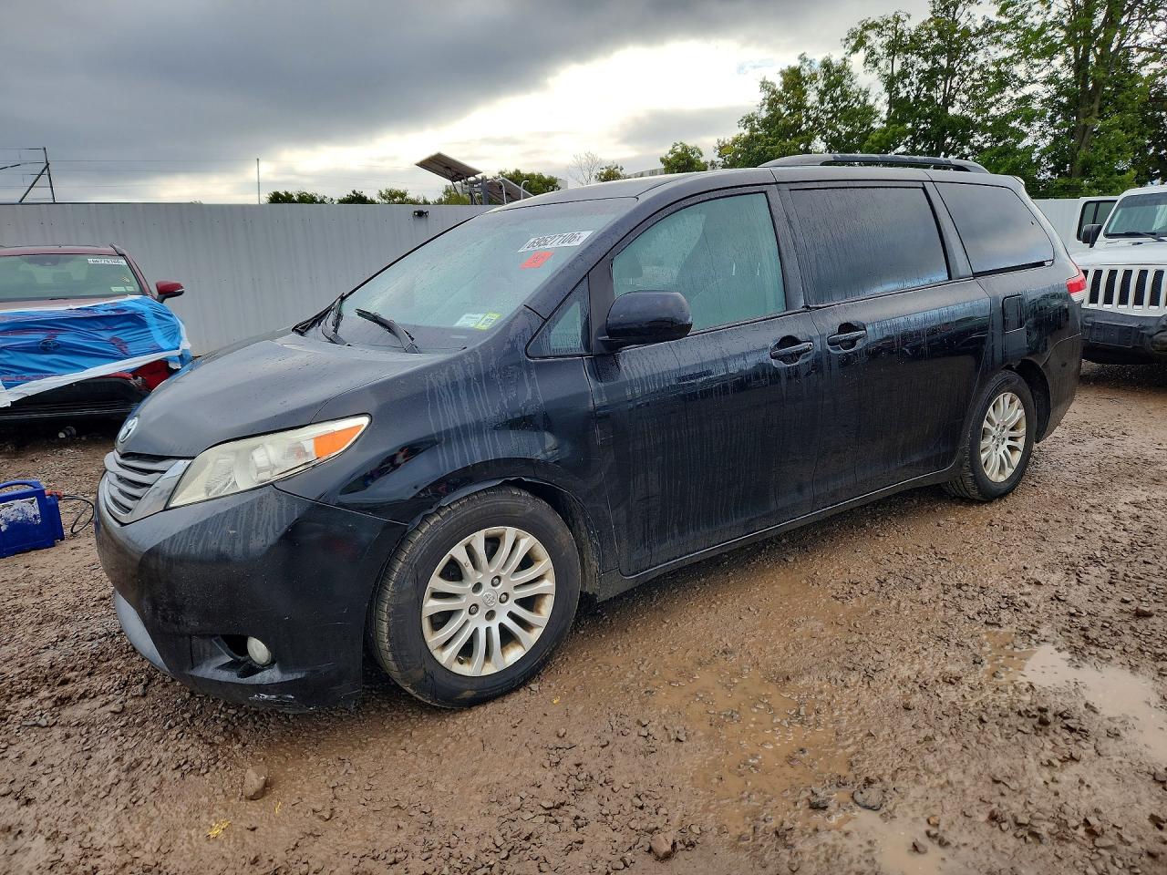 2014 TOYOTA SIENNA XLE 8-PASSENGER | 5TDYK3DC3ES426269 | UPCARS