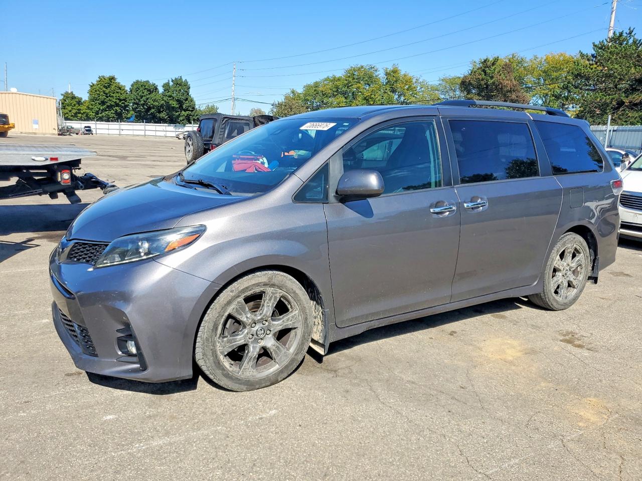2018 TOYOTA SIENNA SE 8-PASSENGER | 5TDXZ3DC8JS949742 | UPCARS