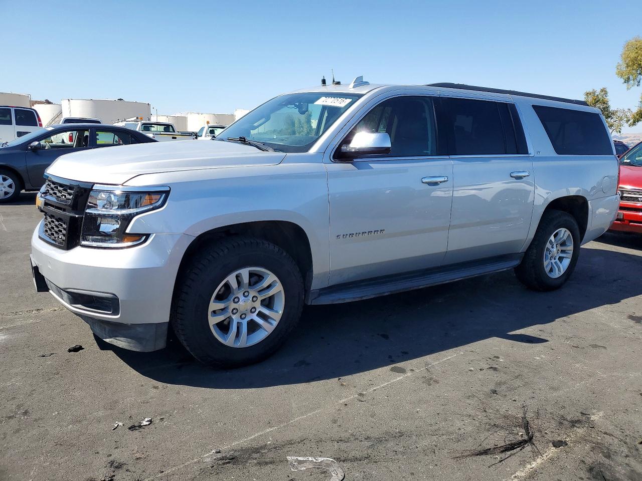 2018 CHEVROLET SUBURBAN K1500 LT | 1GNSKHKC7JR275118 | UPCARS