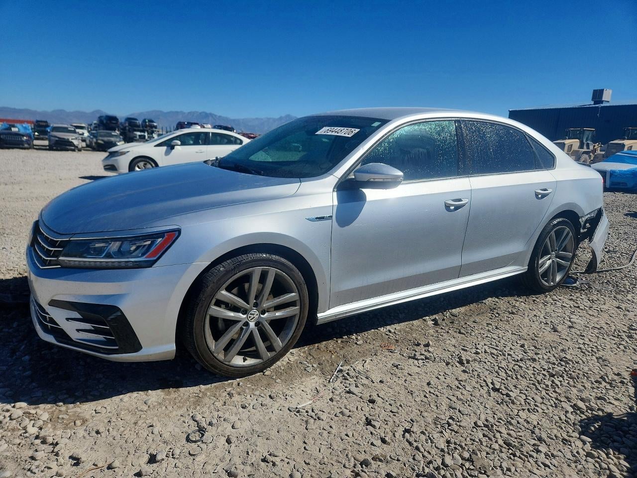 2018 VOLKSWAGEN PASSAT S | 1VWAA7A33JC044865 | UPCARS
