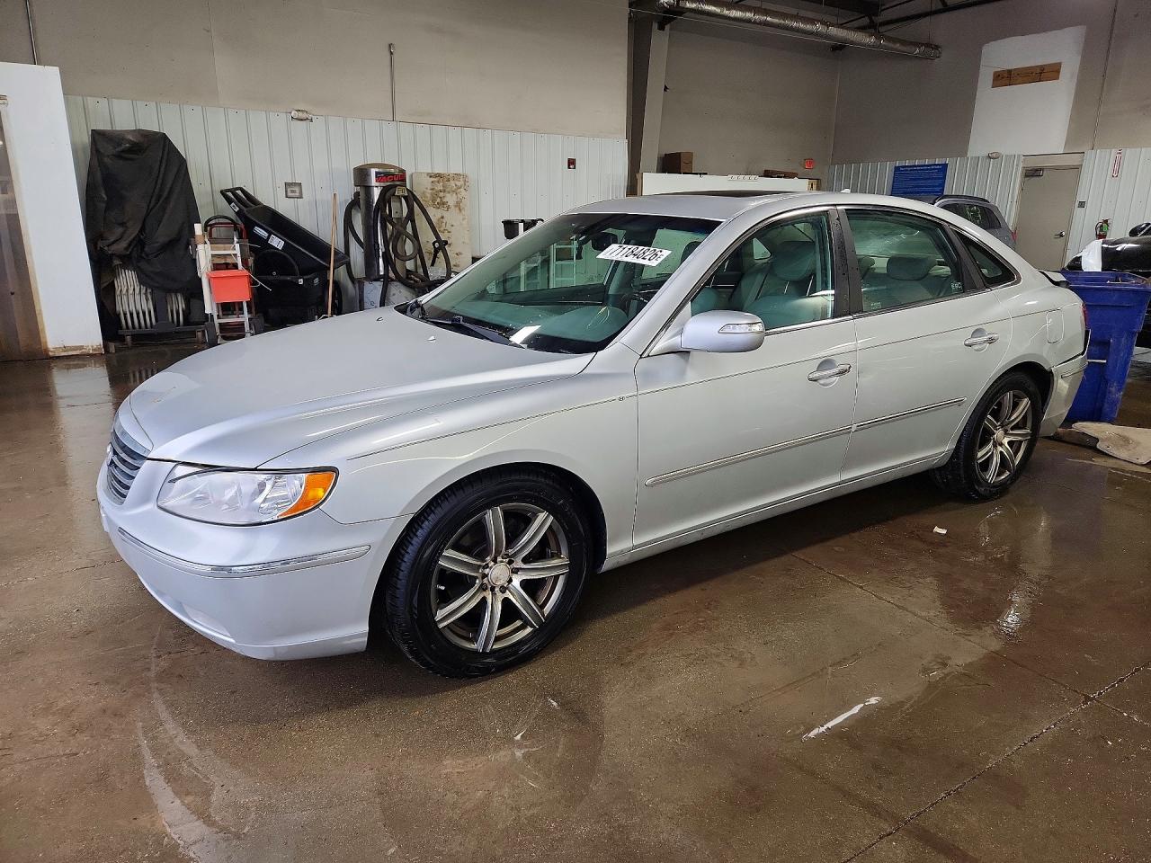 2009 HYUNDAI AZERA LIMITED | KMHFC46FX9A369472 | UPCARS