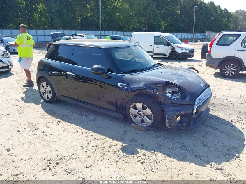 2014 MINI HARDTOP COOPER | WMWXM5C59ET933955 | UPCARS
