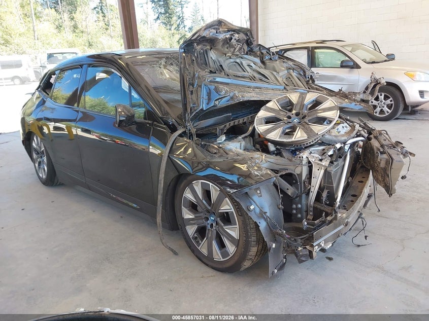 2025 BMW I XDRIVE50 | WB523CF00SCS44012 | UPCARS