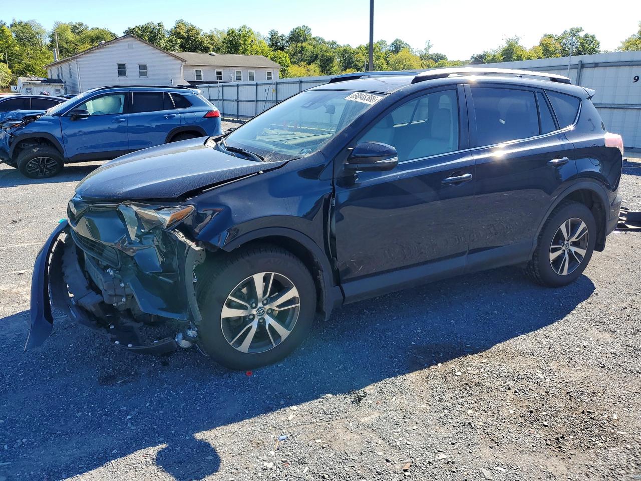 2018 TOYOTA RAV4 XLE | JTMRFREV0JJ721221 | UPCARS