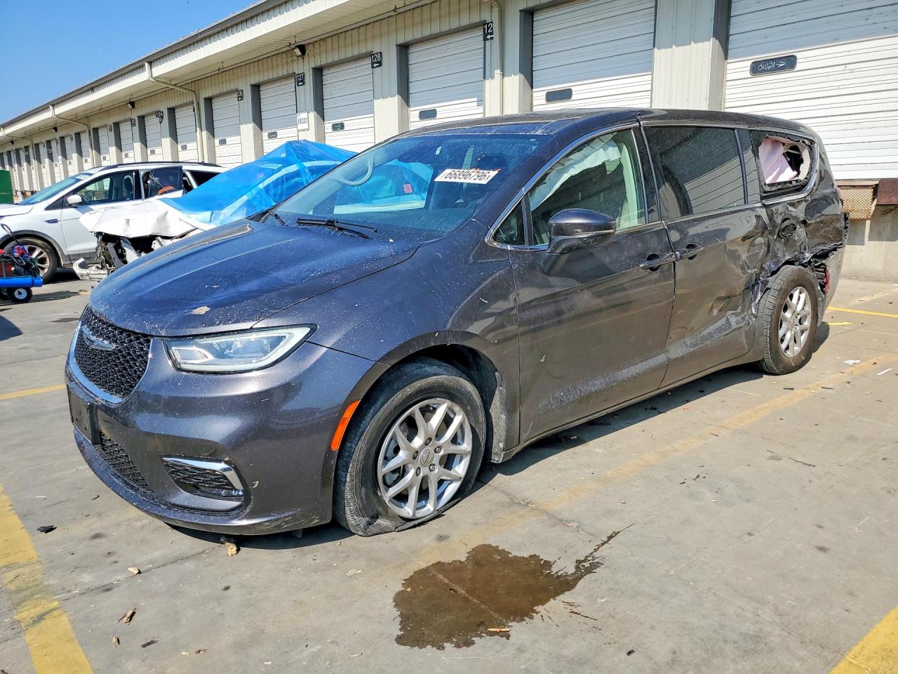 2023 CHRYSLER PACIFICA TOURING L | 2C4RC1BG3PR520482 | UPCARS