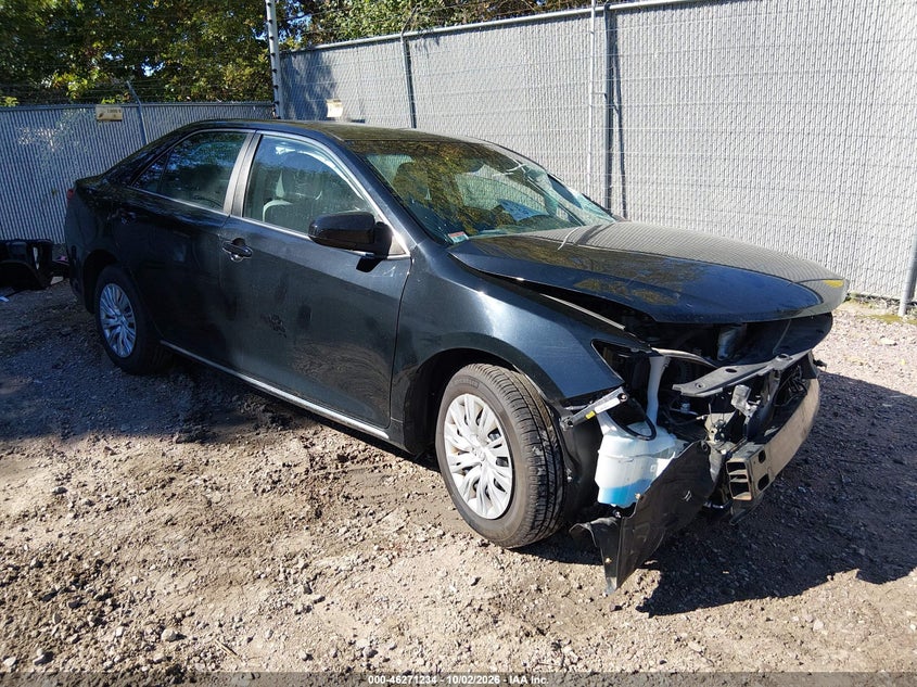 2014 TOYOTA CAMRY LE | 4T4BF1FK5ER375082 | UPCARS