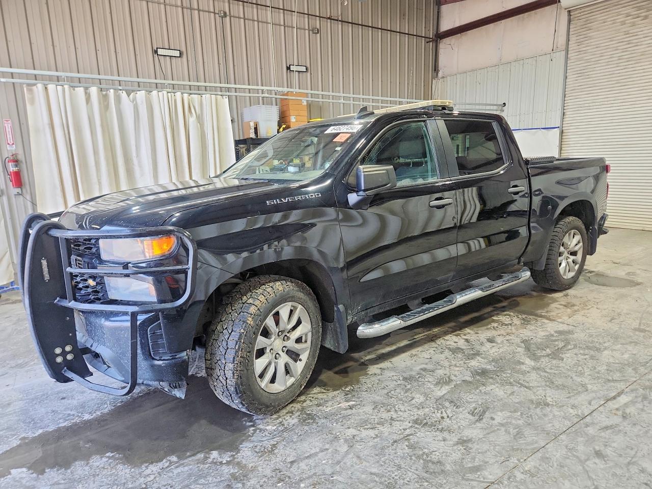2021 CHEVROLET SILVERADO K1500 CUSTOM | 3GCPYBEH8MG172182 | UPCARS