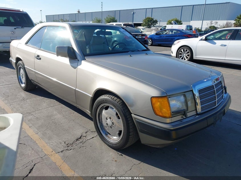 1990 MERCEDES-BENZ 300 CE | WDBEA51DXLB137035 | UPCARS