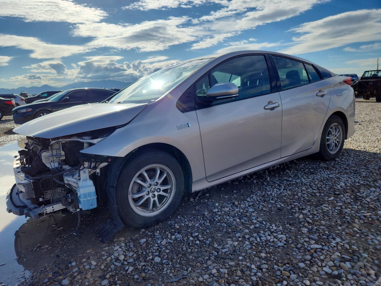 2017 TOYOTA PRIUS PREMIUM | JTDKARFP0H3015879 | UPCARS