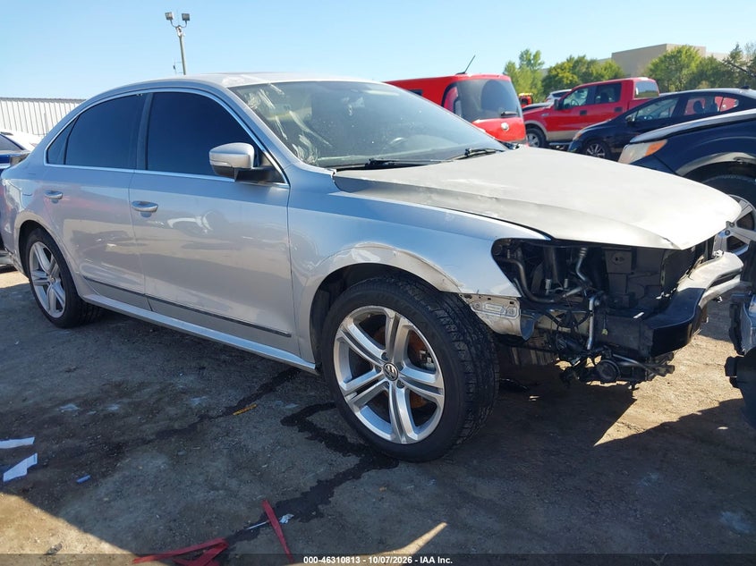 2013 VOLKSWAGEN PASSAT 2.0L TDI SE | 1VWBN7A37DC006679 | UPCARS