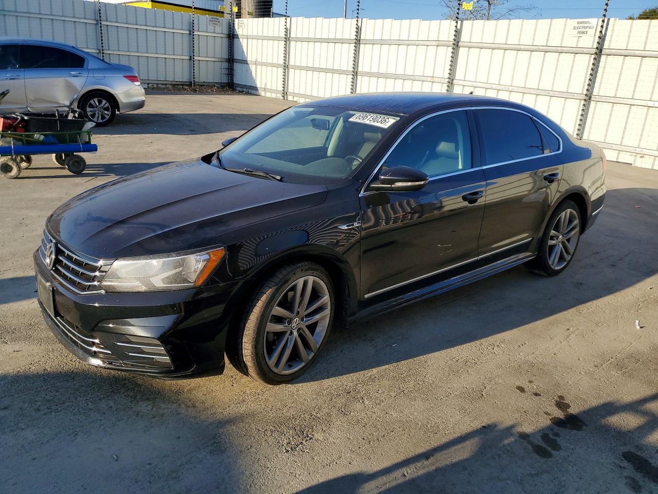 2017 VOLKSWAGEN PASSAT R-LINE | 1VWDT7A33HC082226 | UPCARS