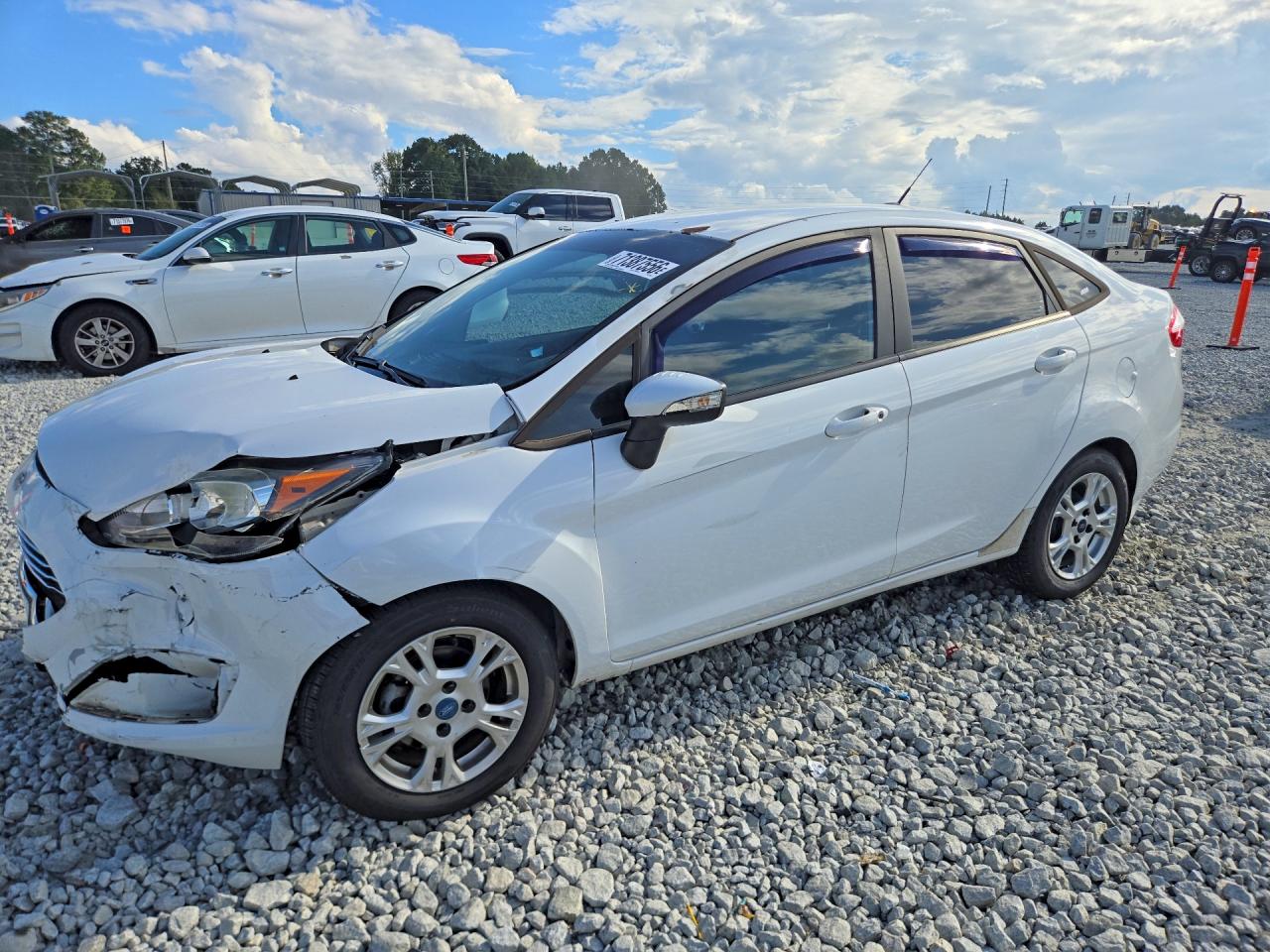 2015 FORD FIESTA SE | 3FADP4BJ5FM219591 | UPCARS