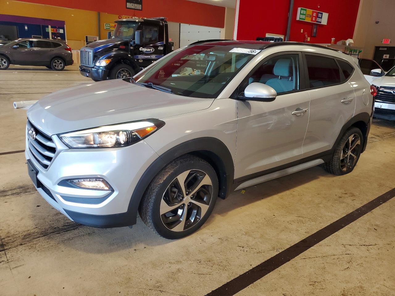 2018 HYUNDAI TUCSON VALUE | KM8J3CA26JU627336 | UPCARS