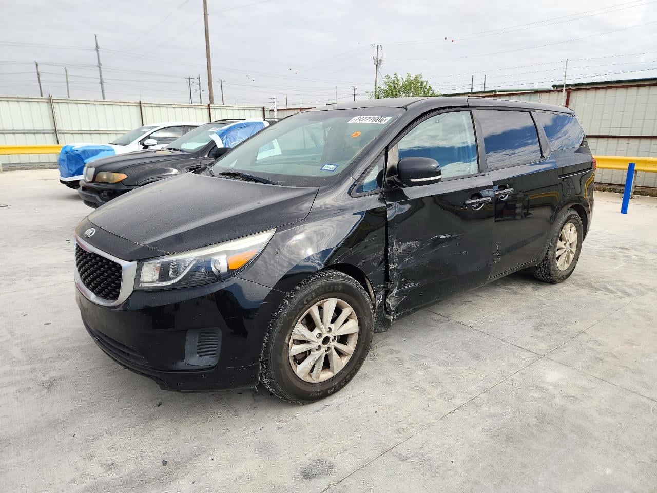 2017 KIA SEDONA LX | KNDMB5C16H6224931 | UPCARS