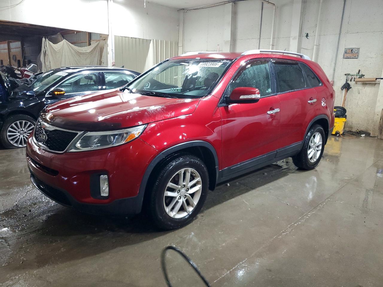 2015 KIA SORENTO LX | 5XYKT3A6XFG641857 | UPCARS
