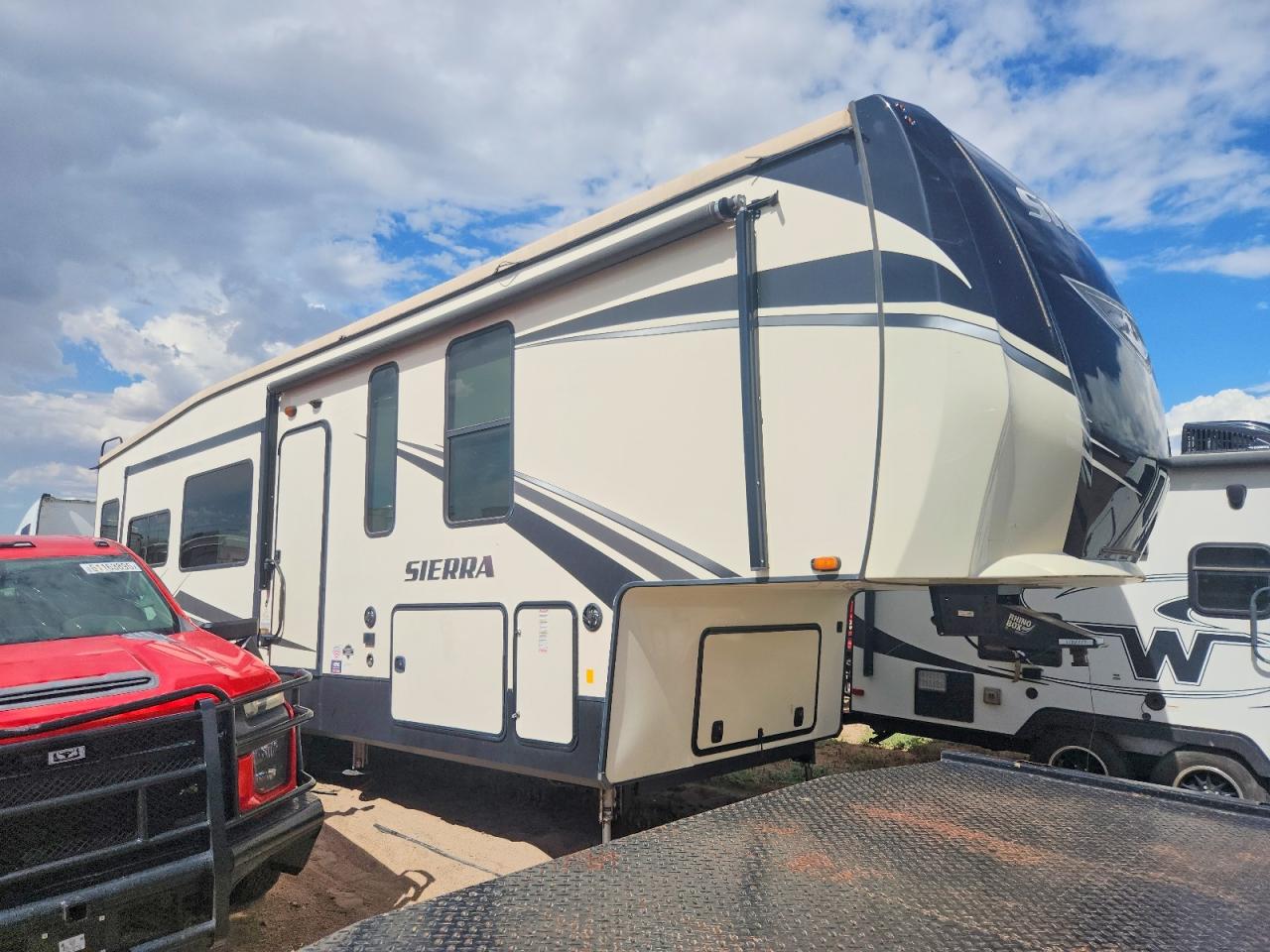 2021 FORESRIVER SIERRA FOREST RIVER  CAMPER | 4X4FSEH25MJ049051 | UPCARS