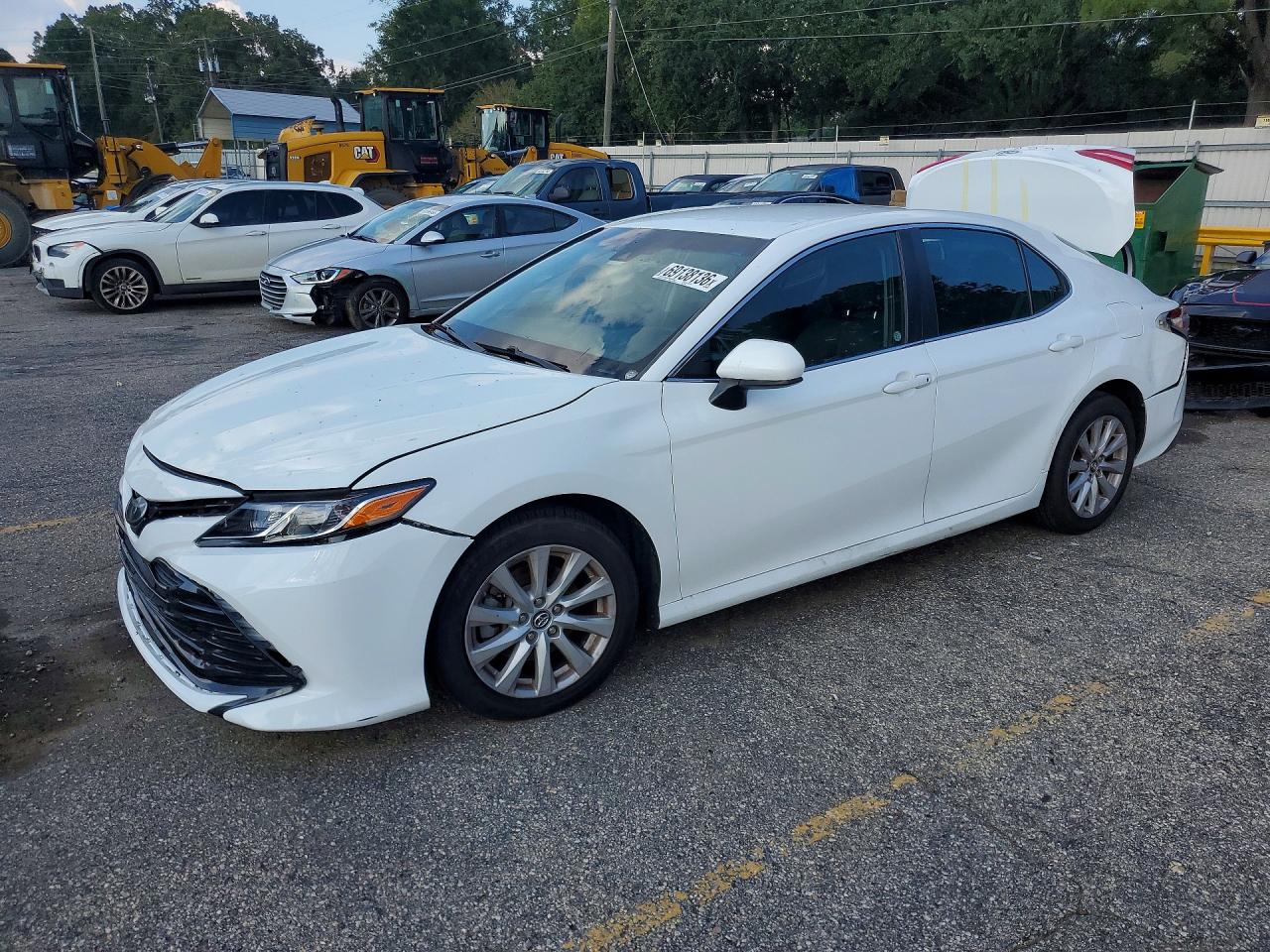2018 TOYOTA CAMRY LE | 4T1B11HK5JU121873 | UPCARS