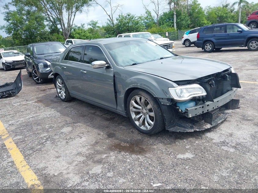 2019 CHRYSLER 300 LIMITED | 2C3CCAEG0KH606076 | UPCARS