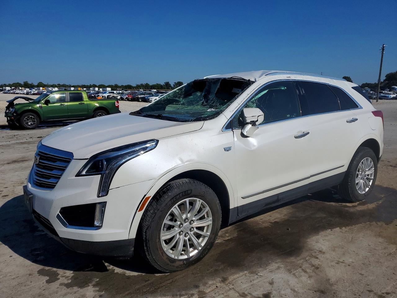 2018 CADILLAC XT5 | 1GYKNARS3JZ123335 | UPCARS