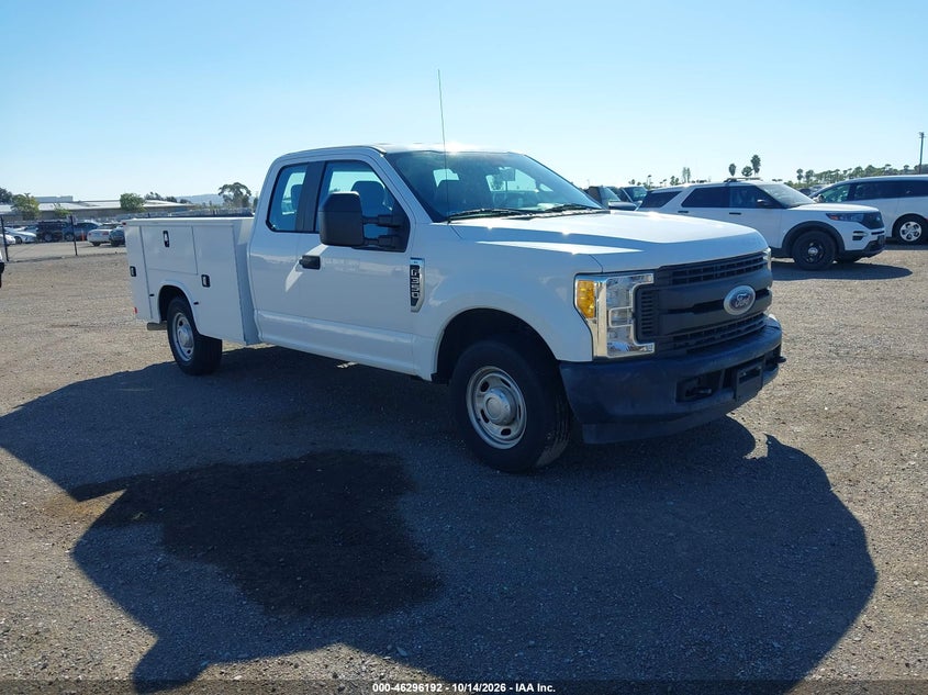 2017 FORD F-350 XL | 1FD8X3A61HEE09928 | UPCARS
