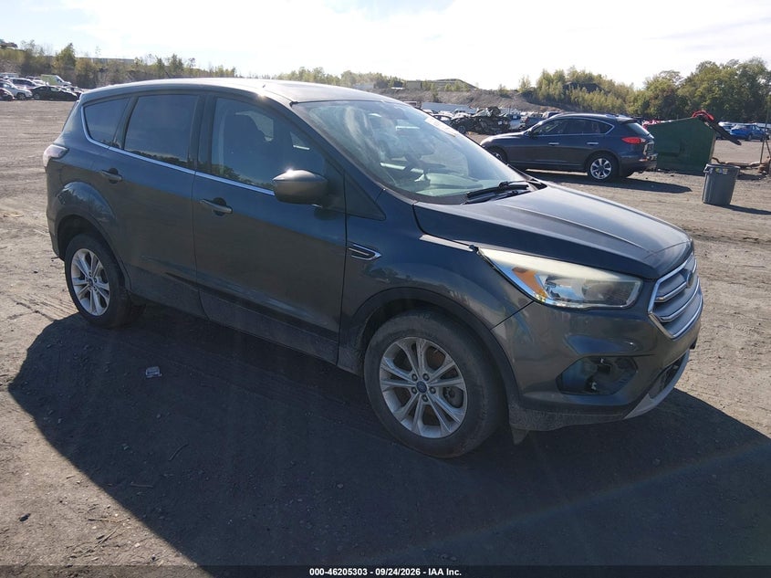 2017 FORD ESCAPE SE | 1FMCU9G98HUB04214 | UPCARS