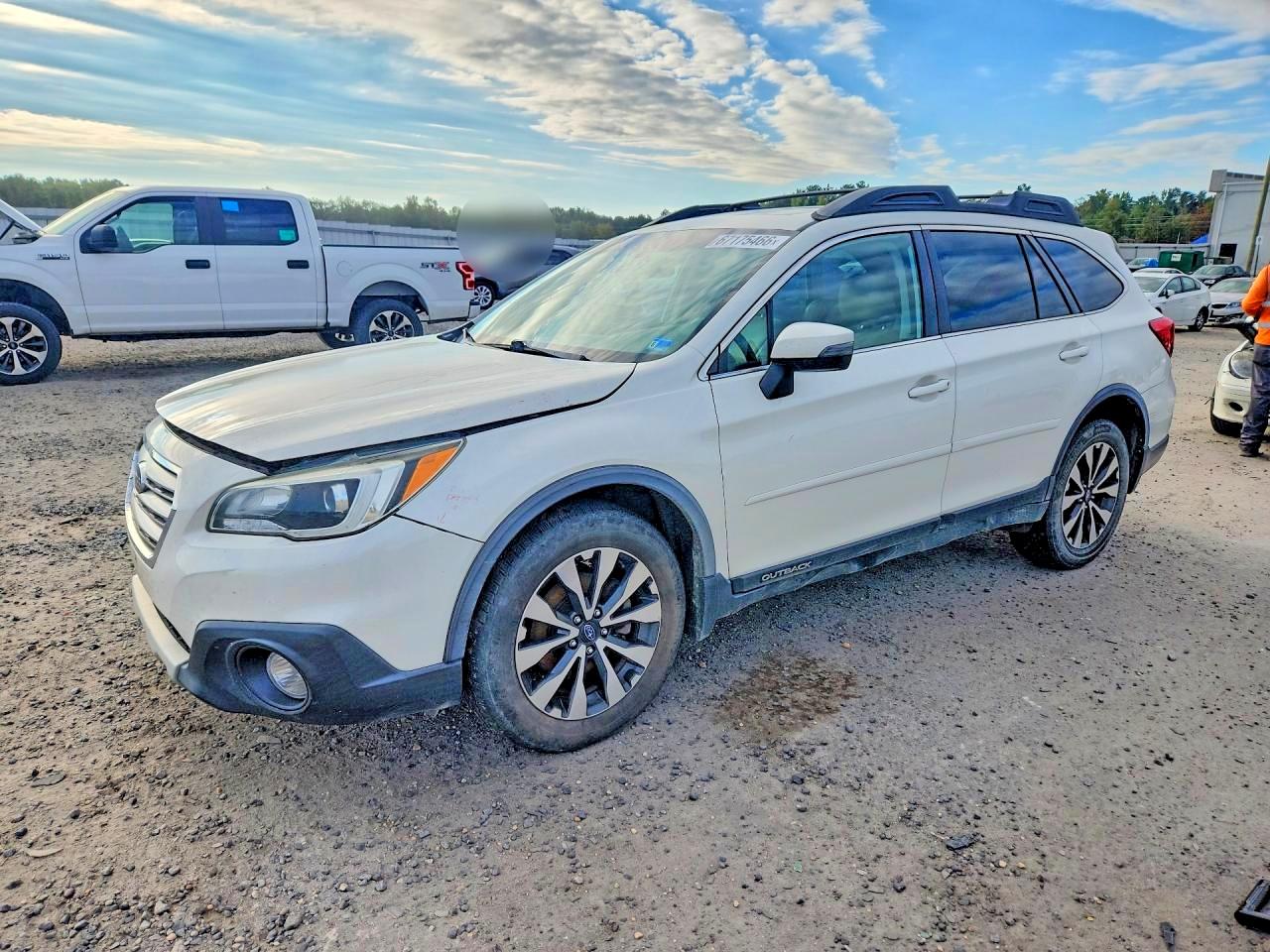 2015 SUBARU OUTBACK 2.5I LIMITED | 4S4BSBLC3F3240764 | UPCARS