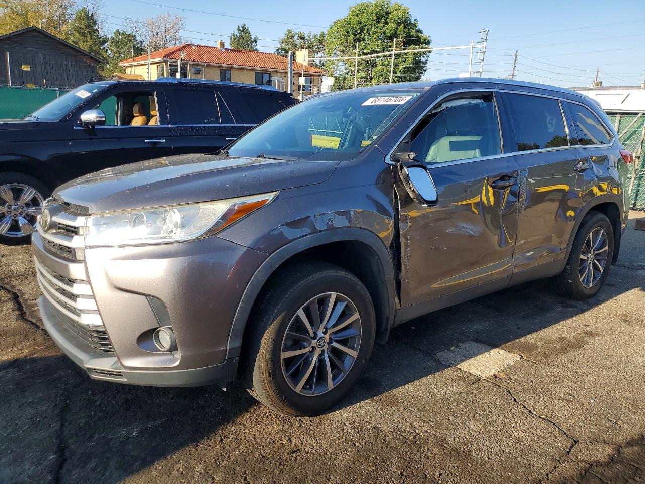 2019 TOYOTA HIGHLANDER XLE | 5TDJZRFH9KS989718 | UPCARS