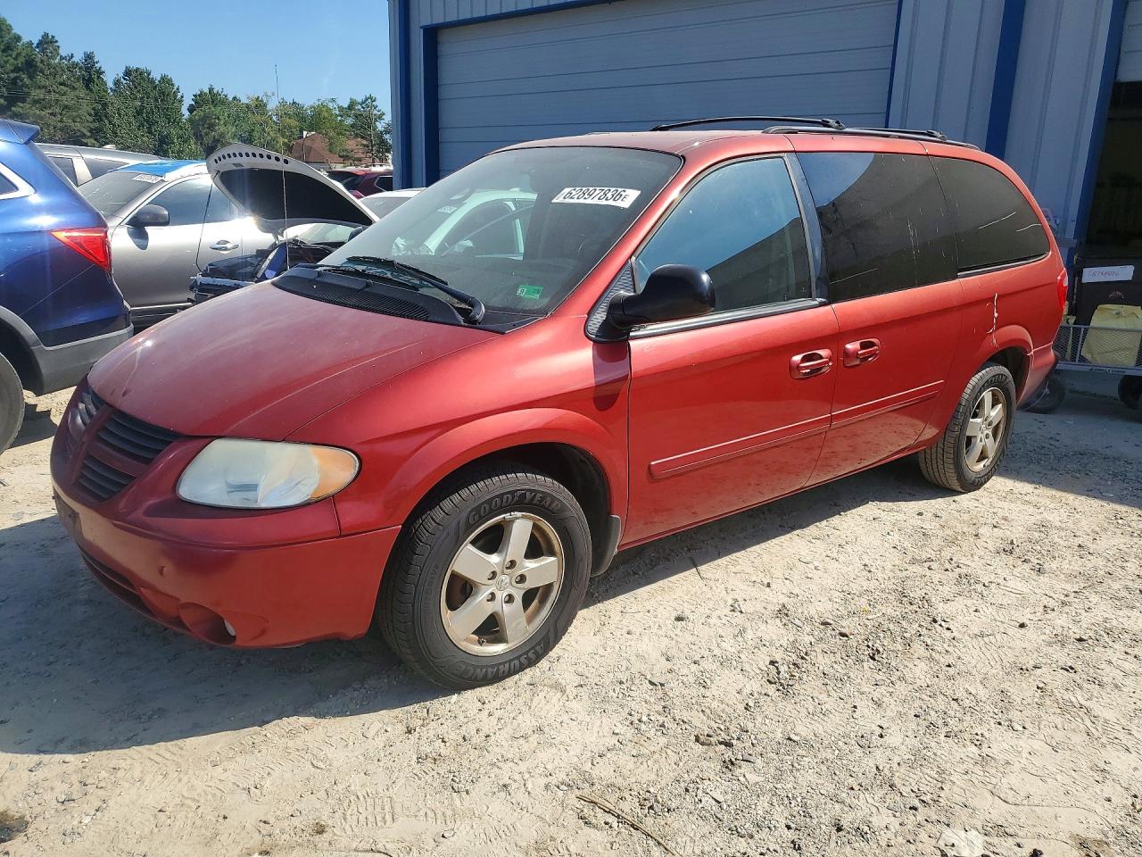 2007 DODGE CARAVAN SXT | 2D4GP44L27R301281 | UPCARS