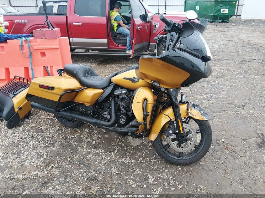 2023 HARLEY-DAVIDSON FLTRK | 1HD1KZF10PB621027 | UPCARS