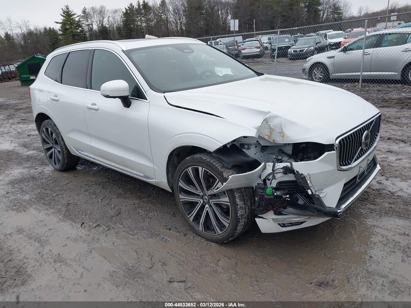 2023 VOLVO XC60 B5 ULTIMATE BRIGHT THEME | YV4L12RA6P1198943 | UPCARS