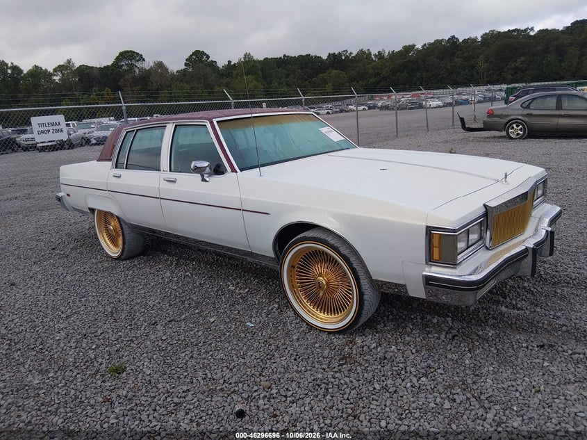 1983 OLDSMOBILE 98 REGENCY | 1G3AX69Y6DM870376 | UPCARS