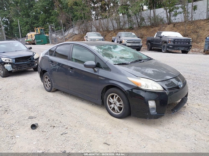 2011 TOYOTA PRIUS FOUR | JTDKN3DU3B0319243 | UPCARS