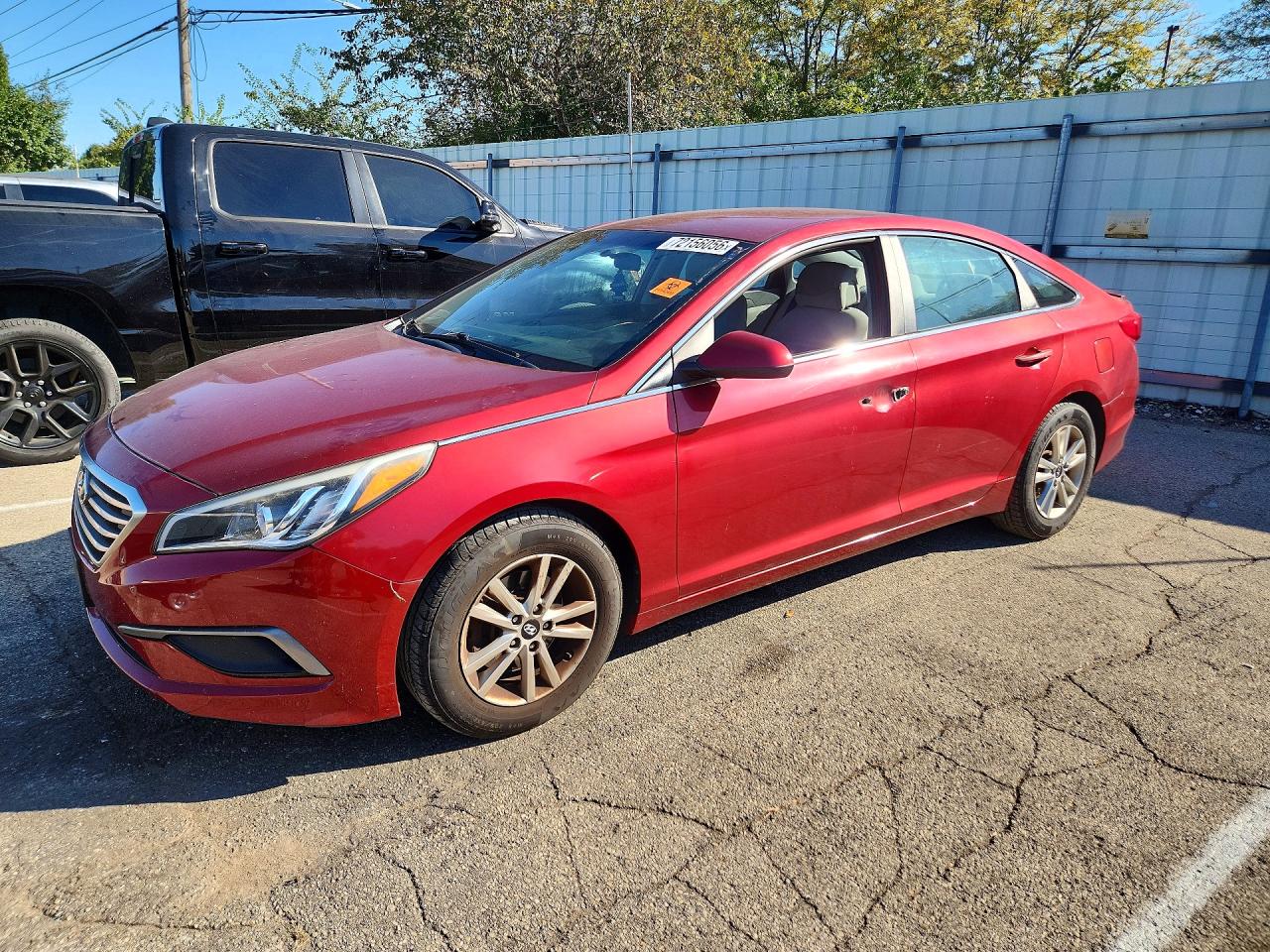 2016 HYUNDAI SONATA SE | 5NPE24AF1GH395135 | UPCARS
