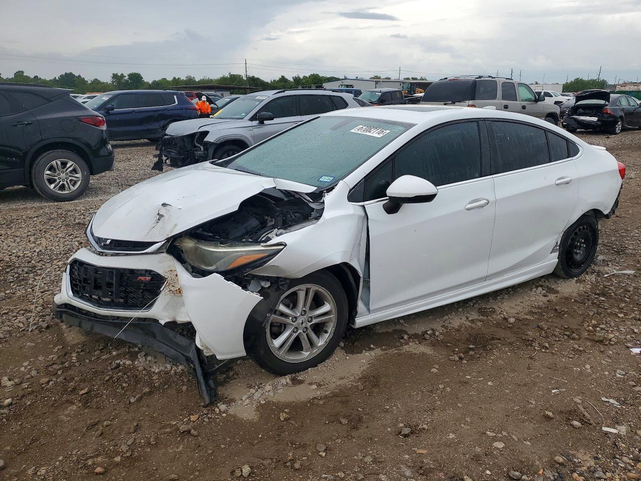 2017 CHEVROLET CRUZE LT | 1G1BE5SM6H7221122 | UPCARS