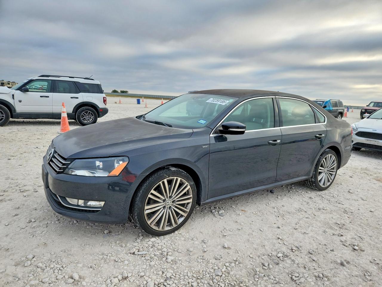 2014 VOLKSWAGEN PASSAT SE | 1VWBS7A32EC077590 | UPCARS